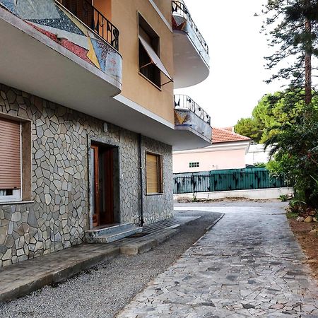 Villa Daniela - Quiete E Mare San Remo Exterior foto